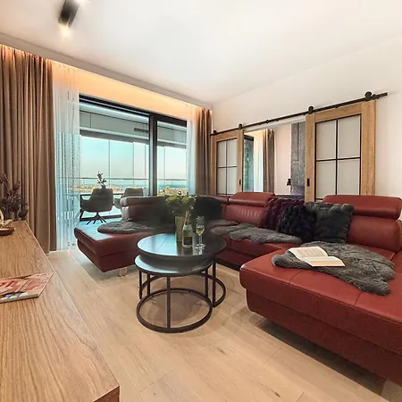 מלון דירות Baltic Infinity 4*